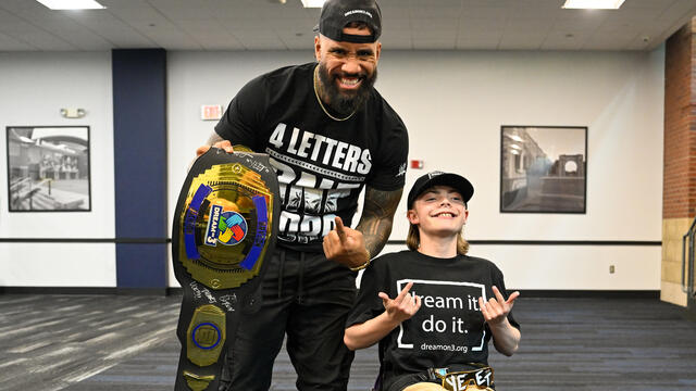WWE Photo