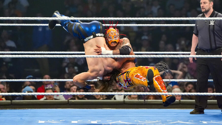 WWE Photo