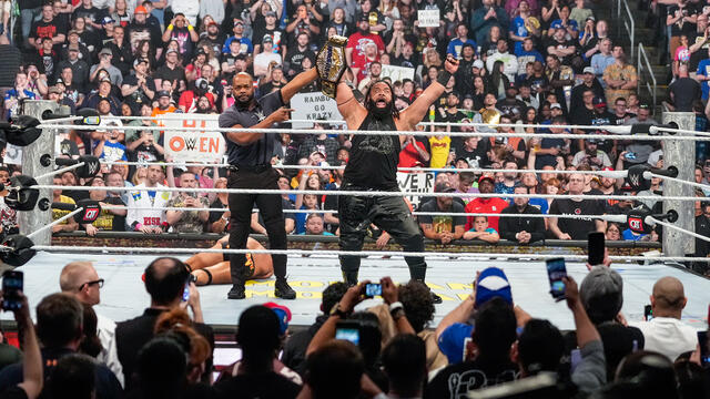 WWE Photo