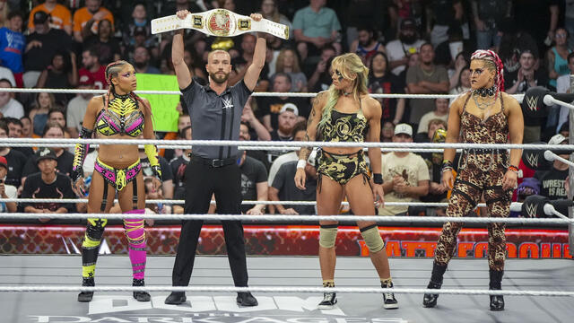 WWE Photo
