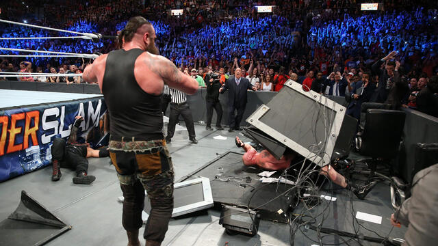 WWE Photo
