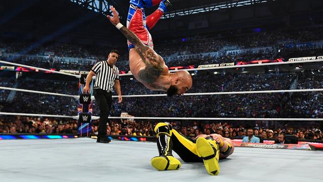 WWE Photo