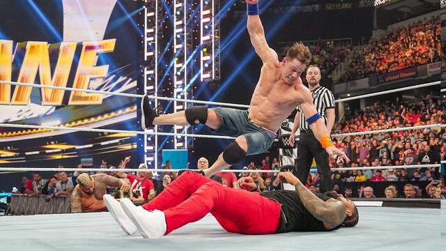 WWE Photo