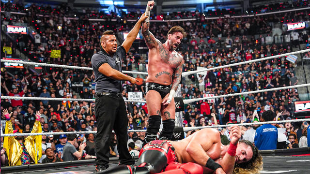 WWE Photo