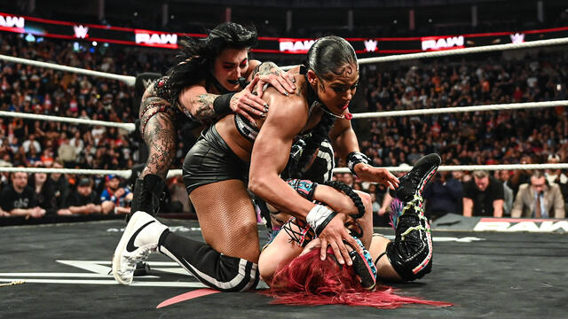 WWE Photo