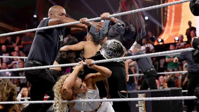 WWE Photo