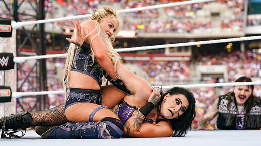 WWE Photo