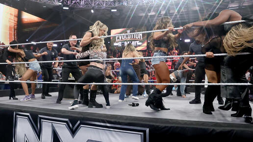 WWE Photo