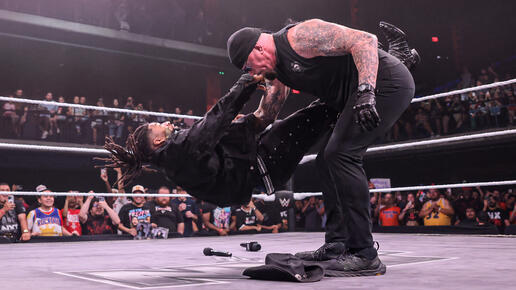 WWE Photo