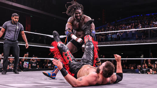 WWE Photo
