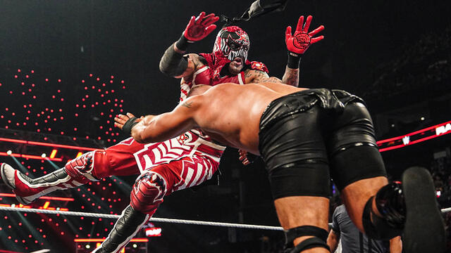 WWE Photo