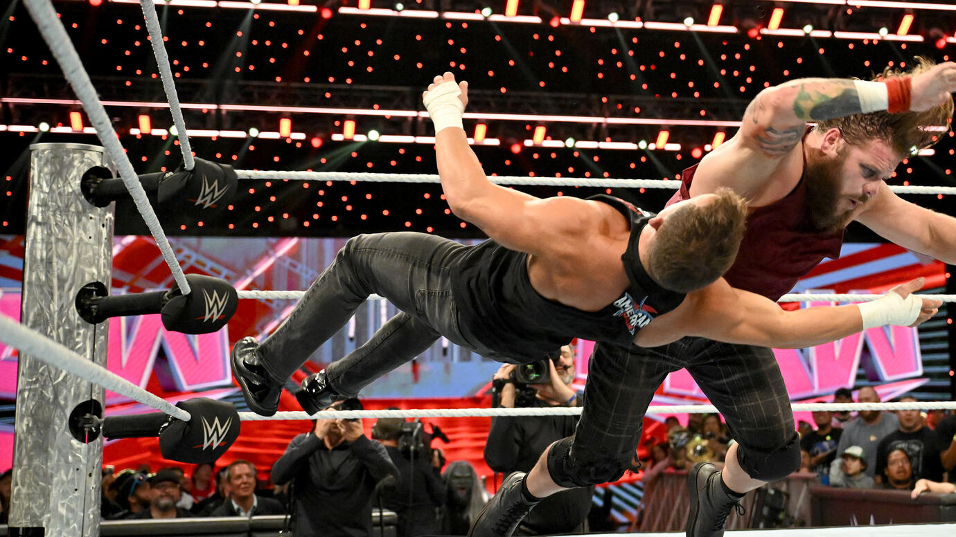 WWE Photo