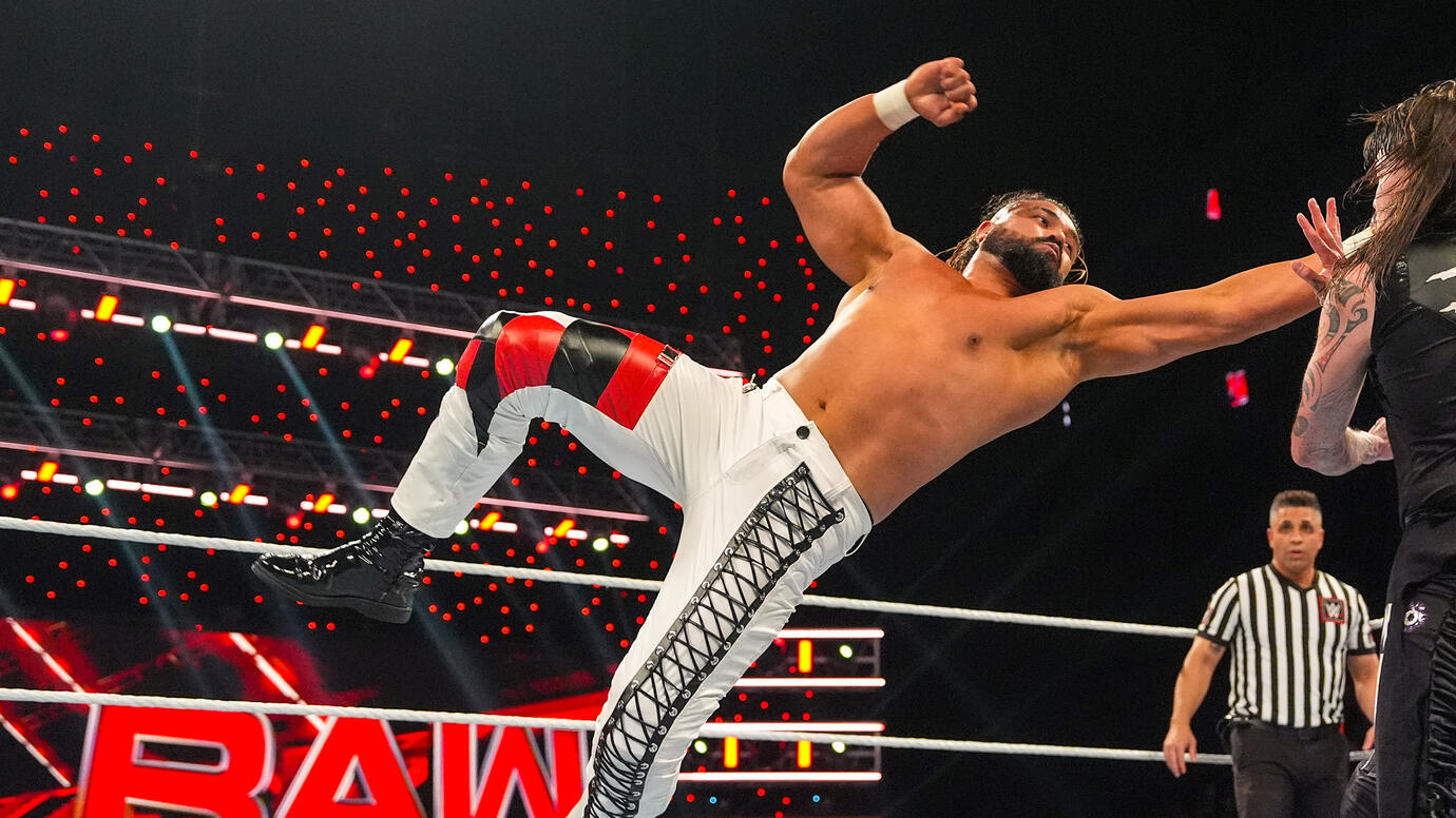 Andrade WWE Photo